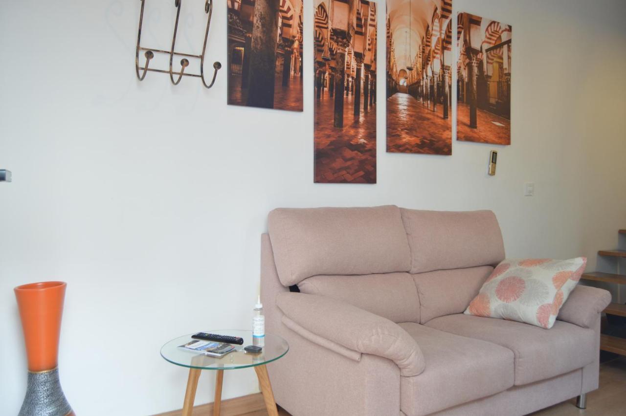 Alcazar Viejo Parking Tourist Apartamento Córdoba